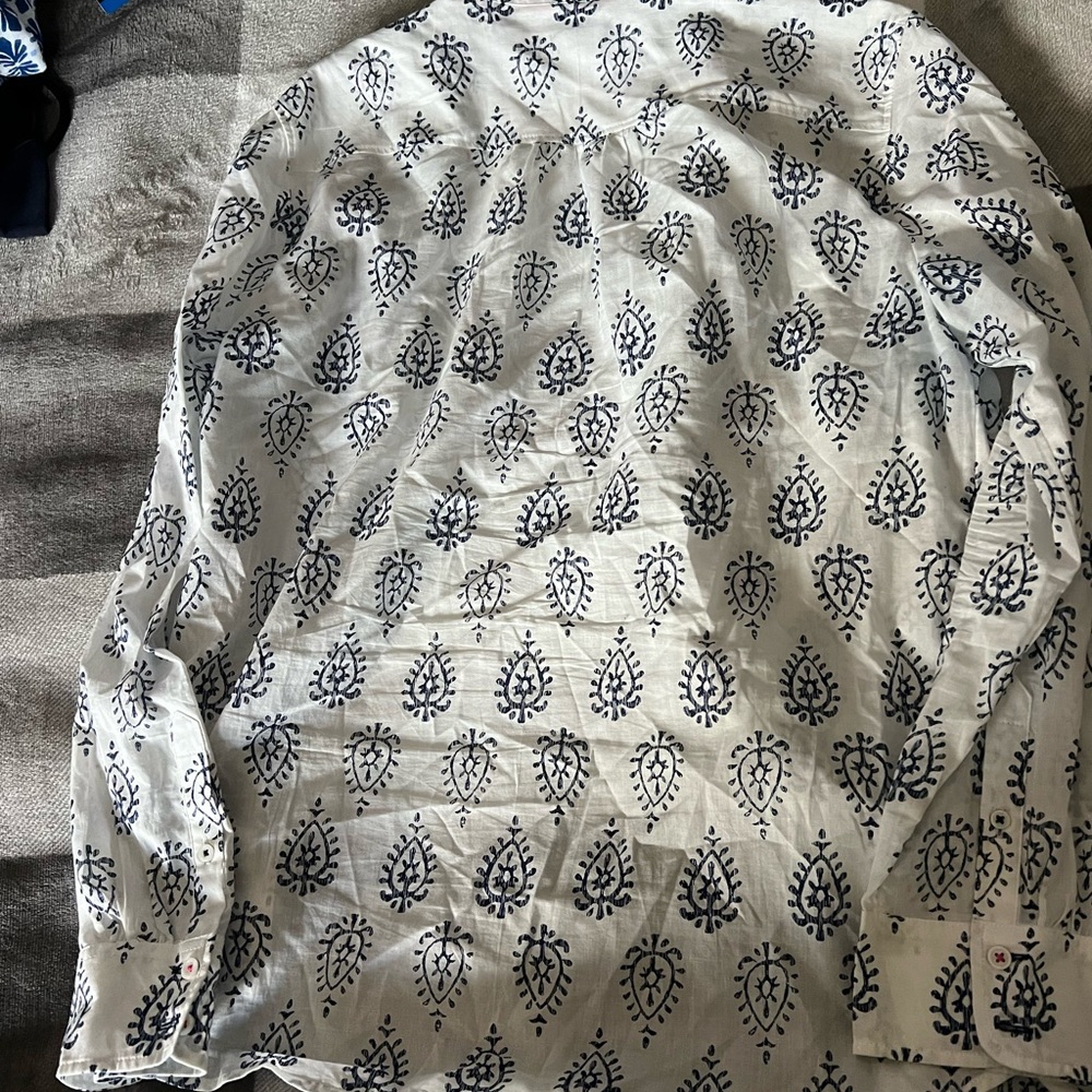 Talbots blouse - Picture 2 of 3
